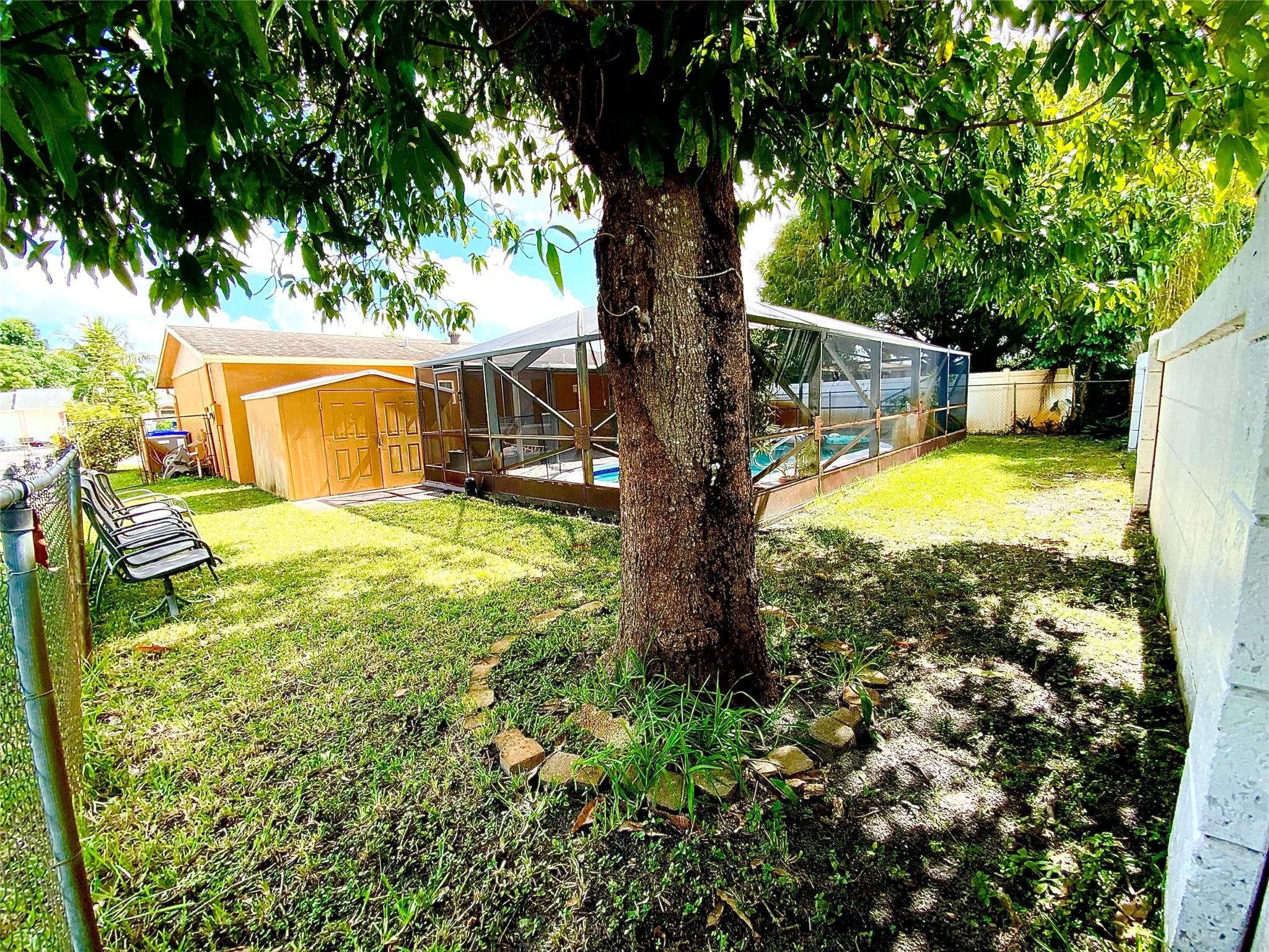 North Lauderdale Village - Residential