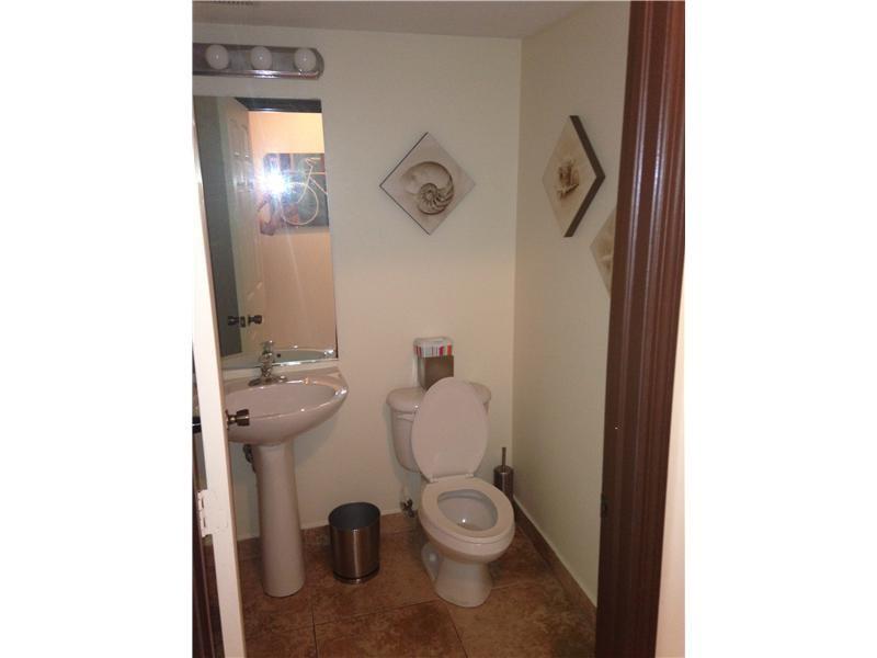 THUNDERBIRD PARK 173-168 - Residential Lease