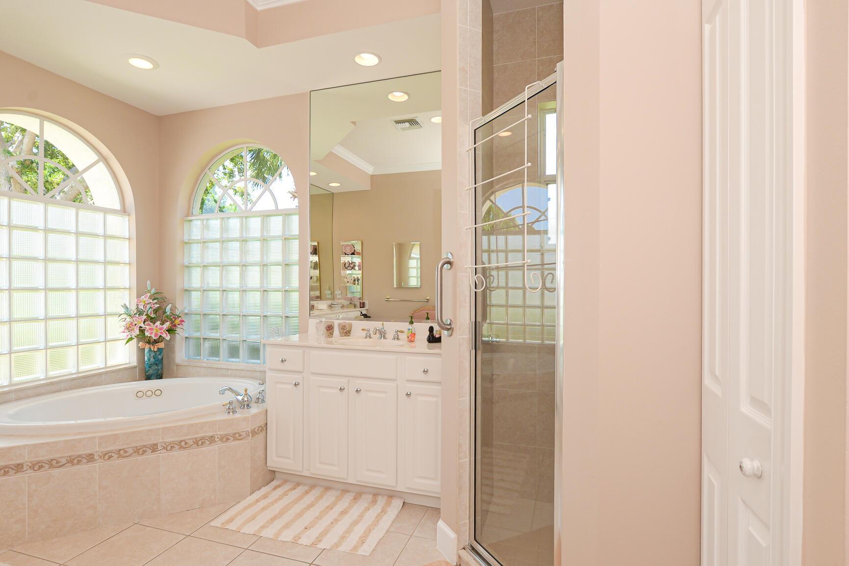 POD 26 AT THE RESERVE PHA - Residential