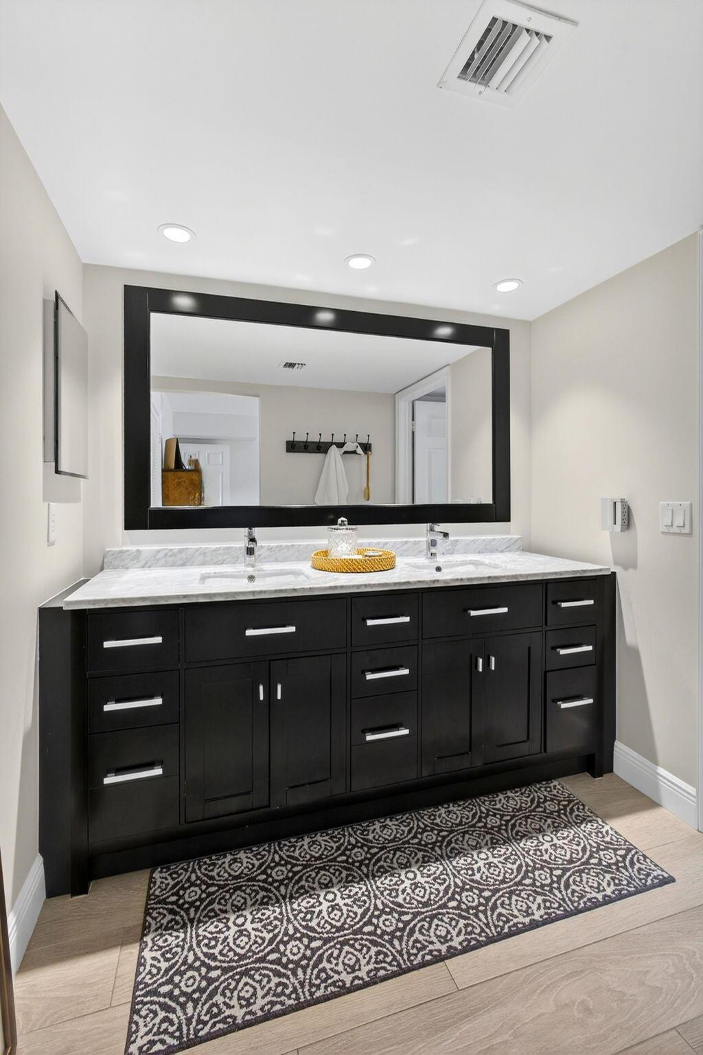 TRADERS CROSSING AT JONAT - Residential