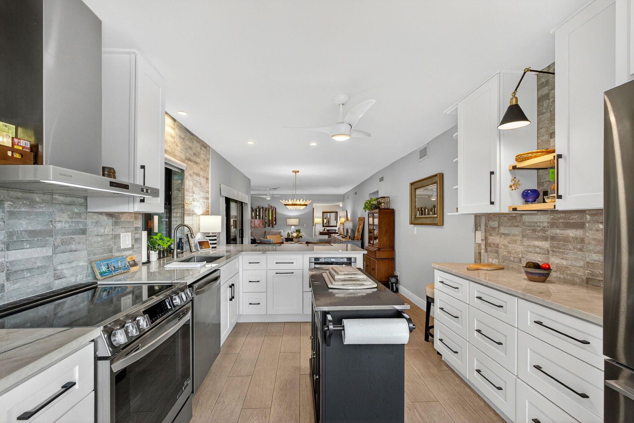 TRADERS CROSSING AT JONAT - Residential