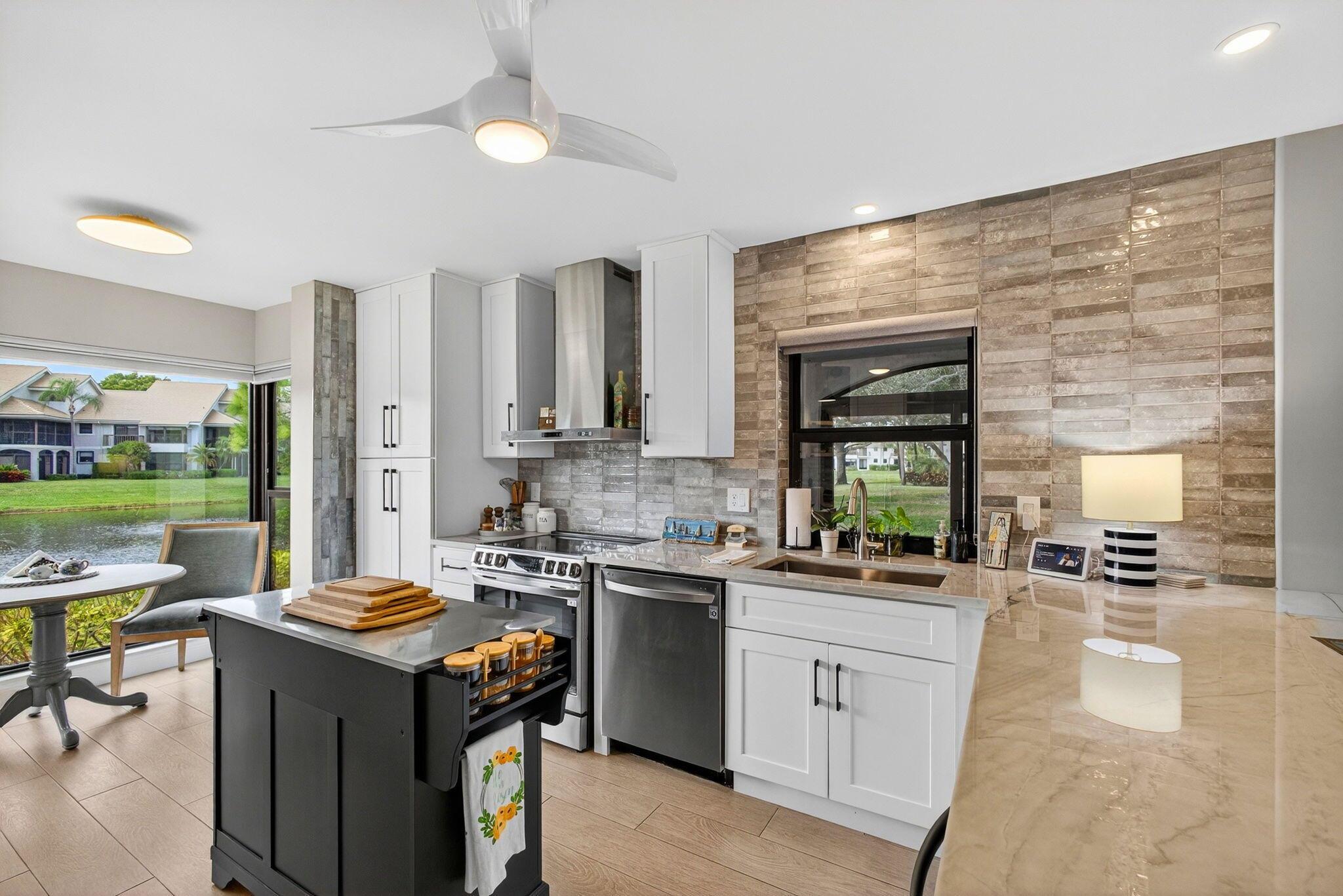 TRADERS CROSSING AT JONAT - Residential