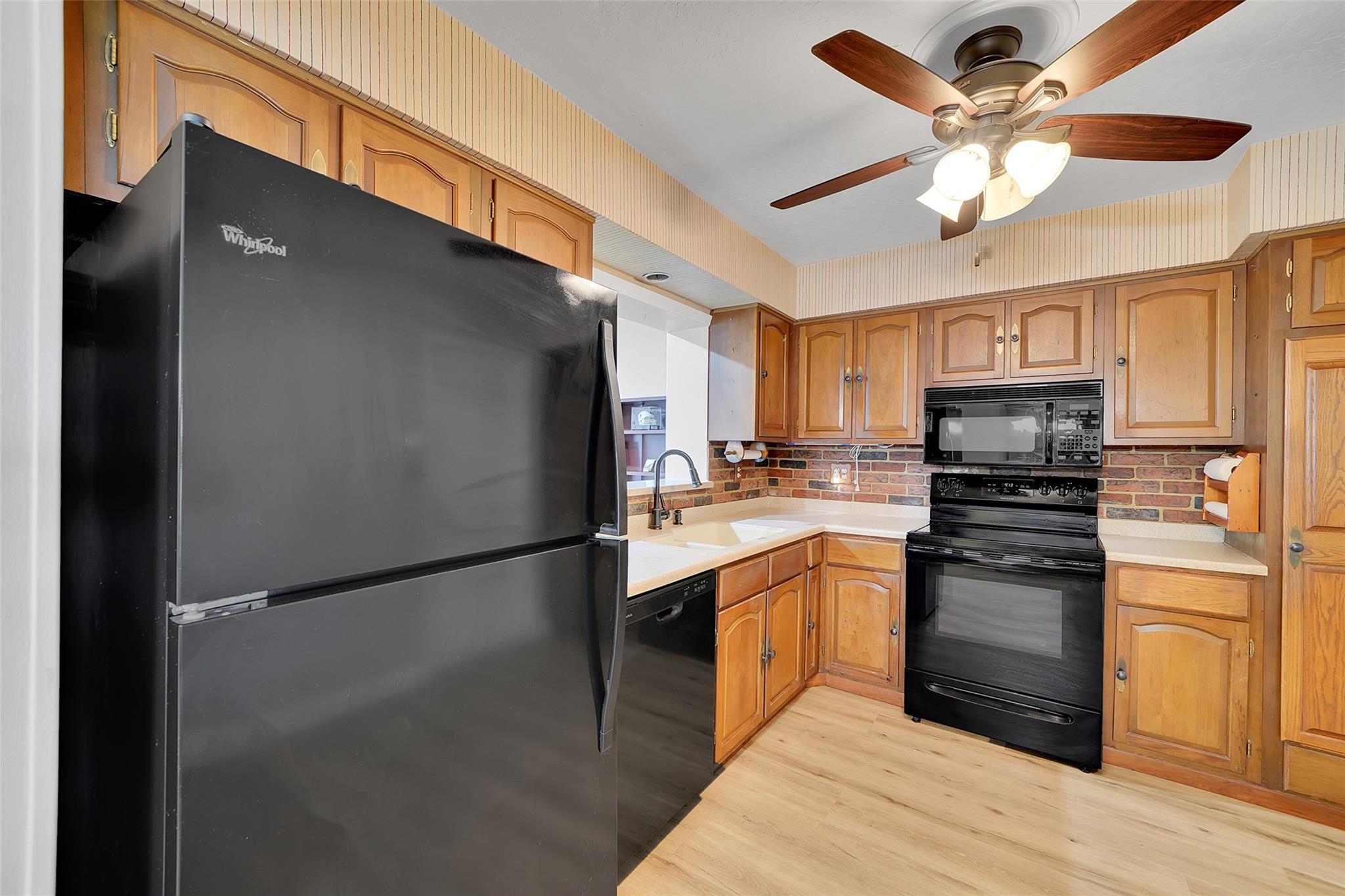 Dalton View 28-29 B - Residential