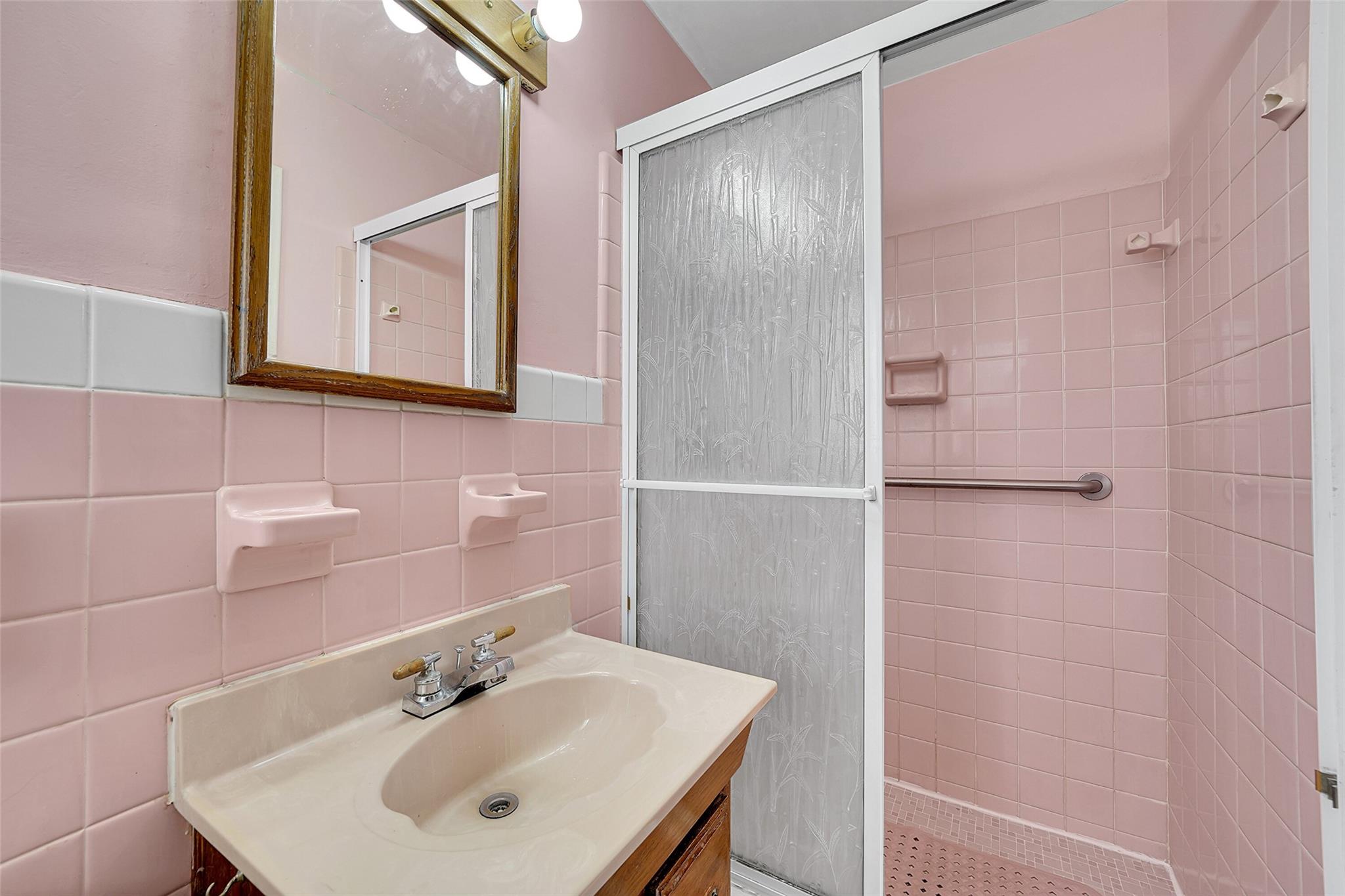 Dalton View 28-29 B - Residential