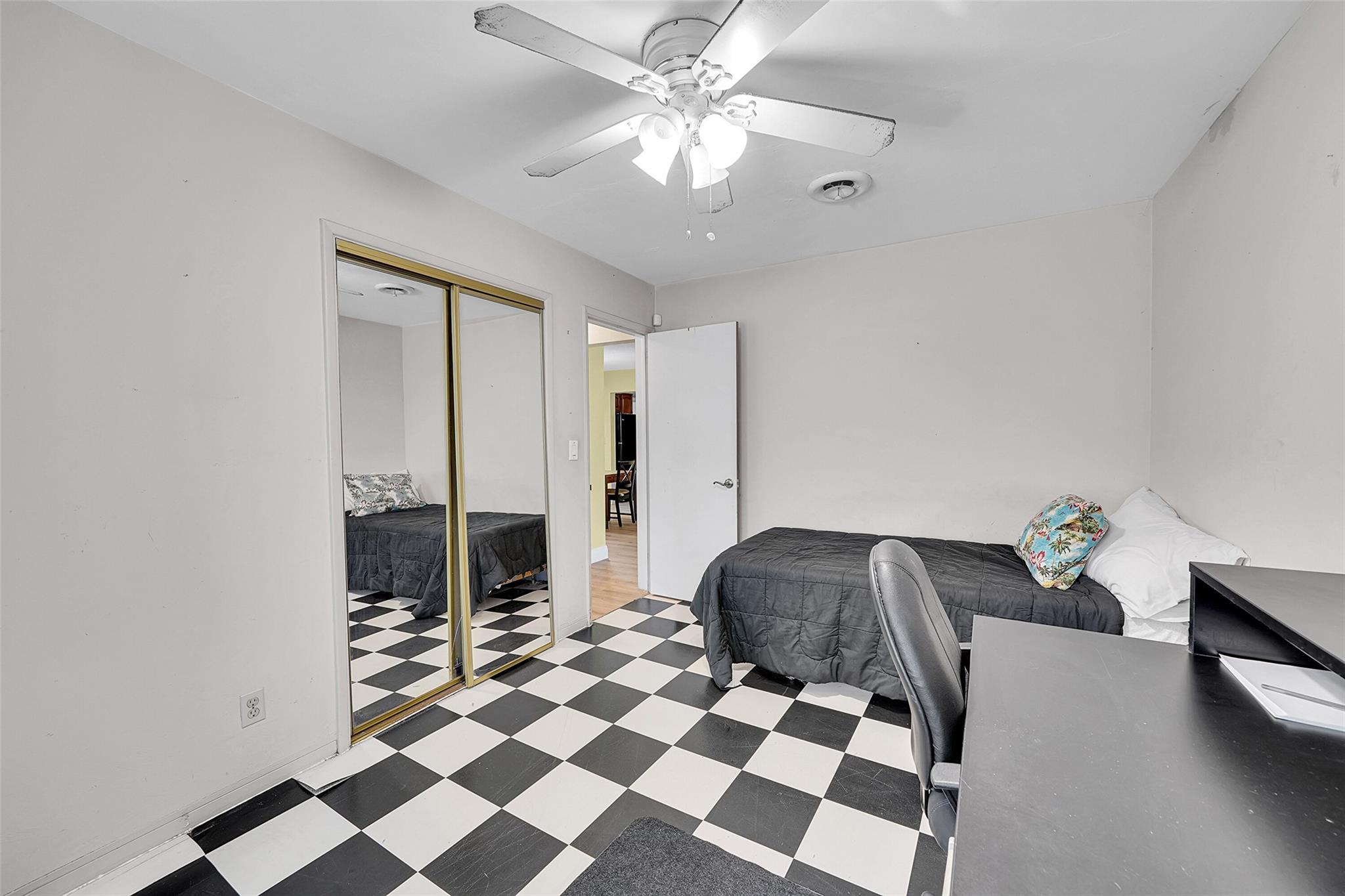 Dalton View 28-29 B - Residential