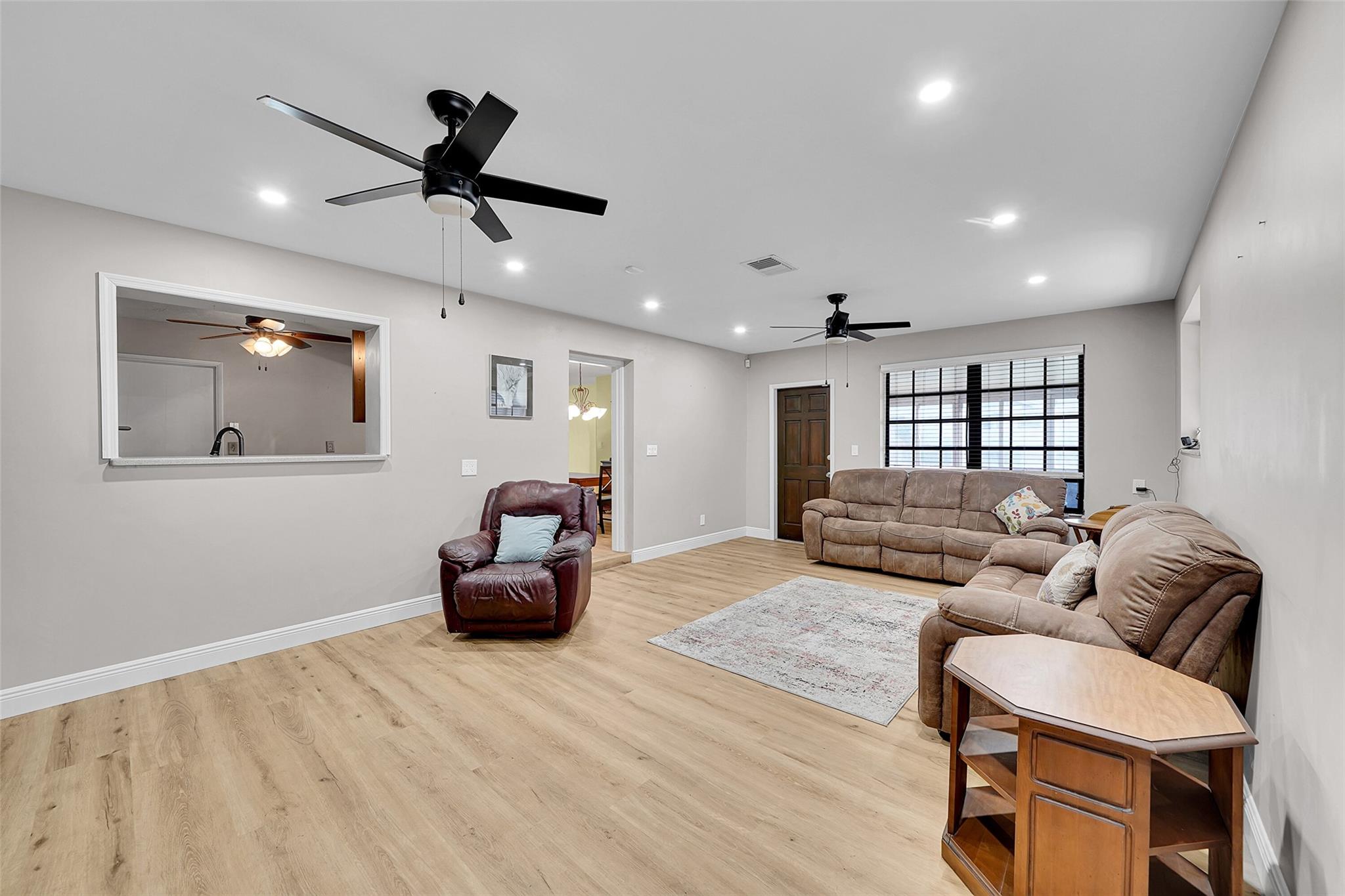 Dalton View 28-29 B - Residential