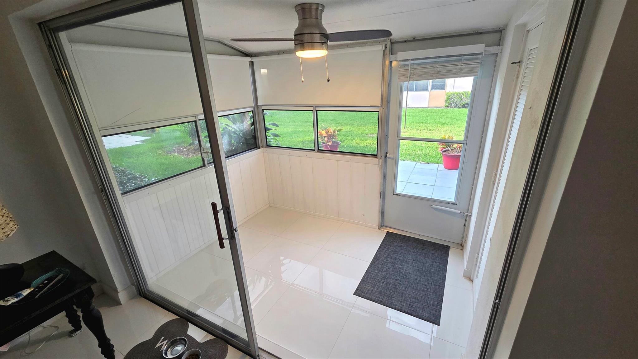 CRESTHAVEN VILLAS CONDO 2 - Residential