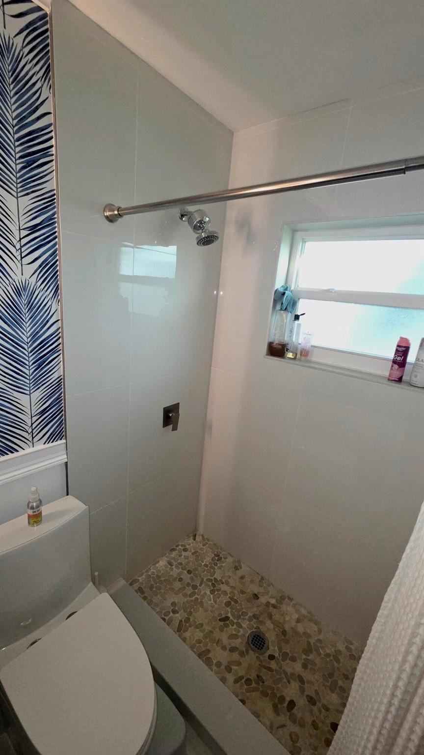 CRESTHAVEN VILLAS CONDO 2 - Residential