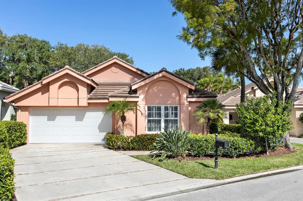 Photo of 16511 Riverwind Court, Jupiter, FL 33477 (MLS # R10794531)