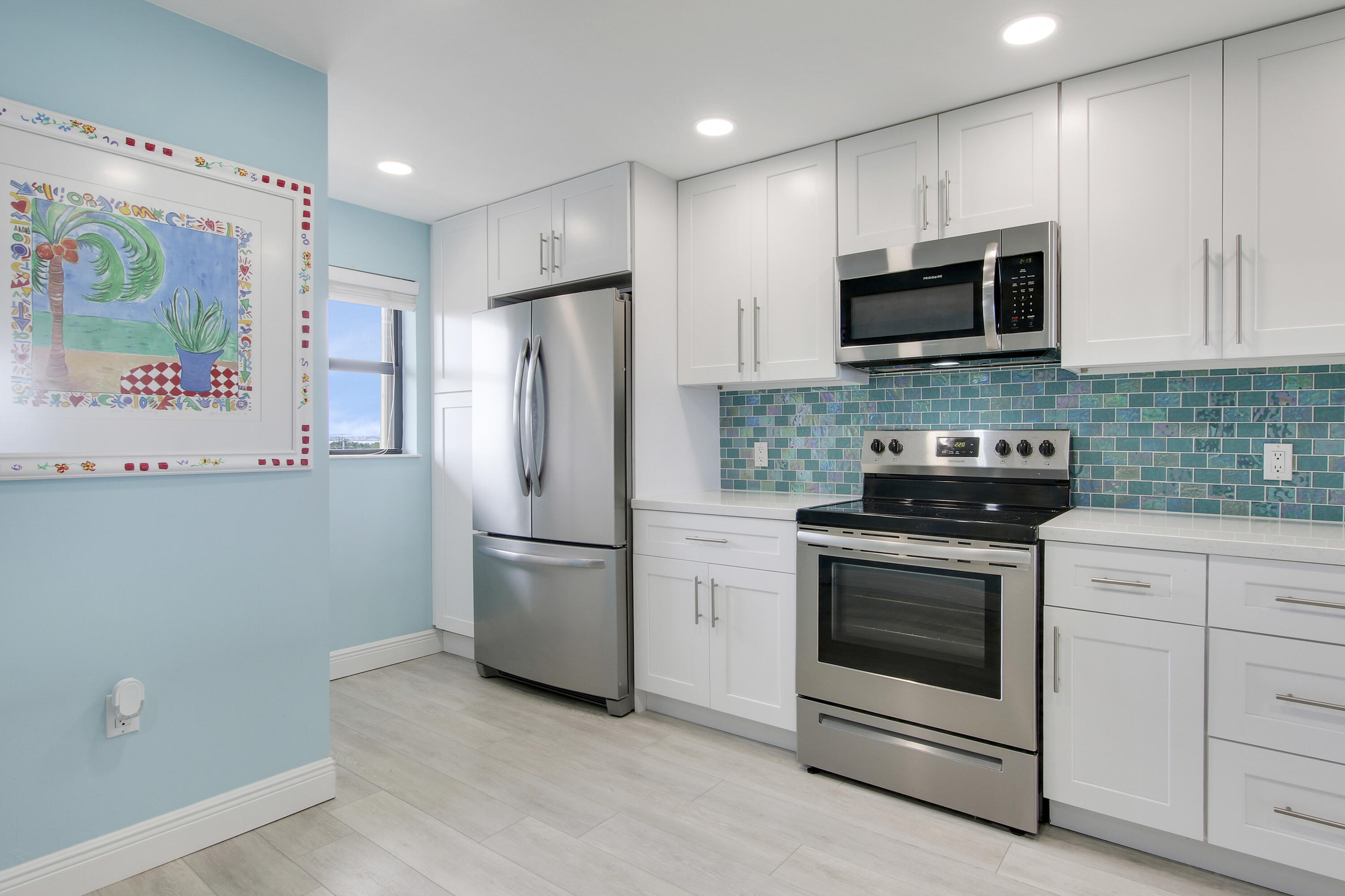 ATLANTIS III BY THE SEA, A CONDOMINIUM - Residential