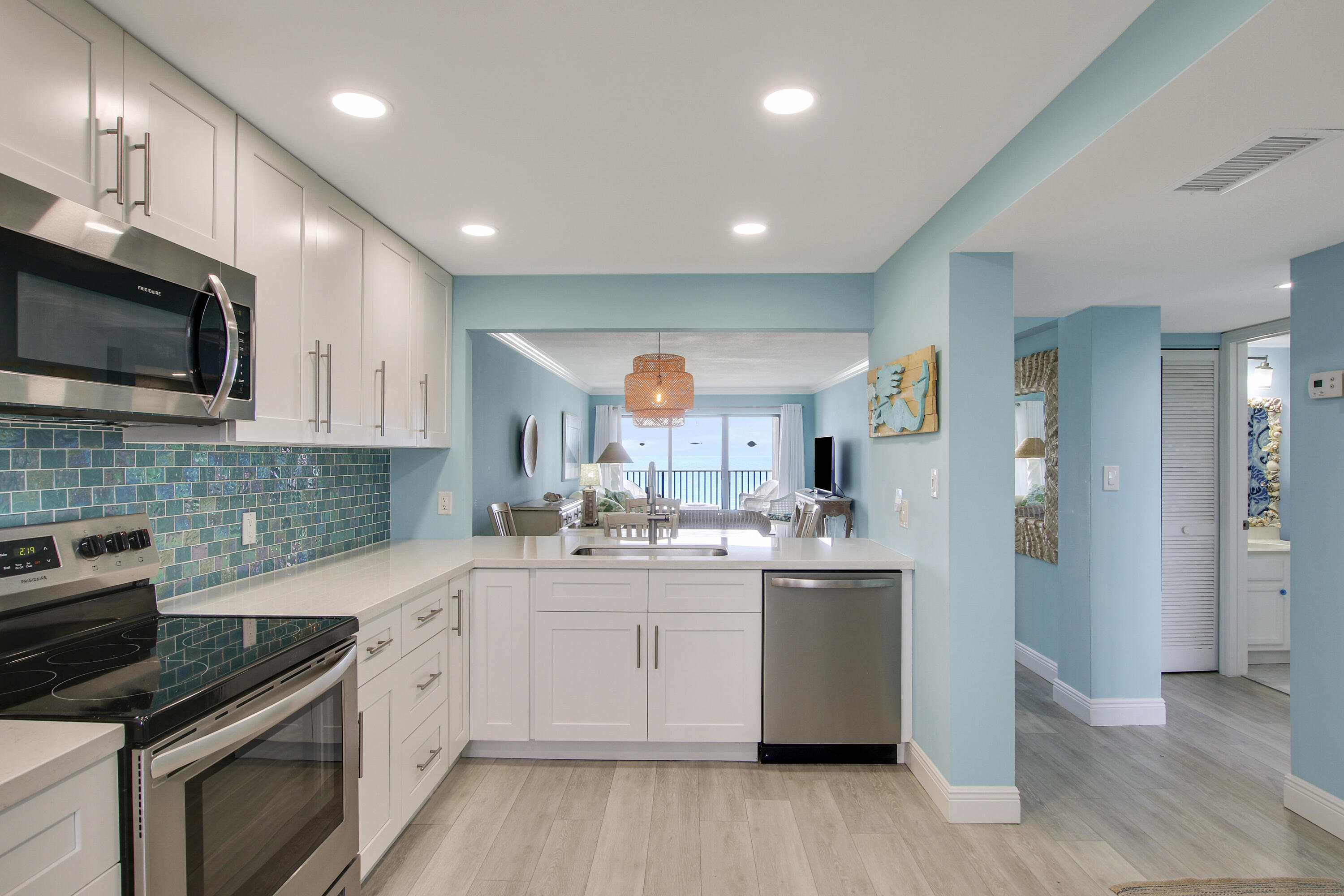 ATLANTIS III BY THE SEA, A CONDOMINIUM - Residential