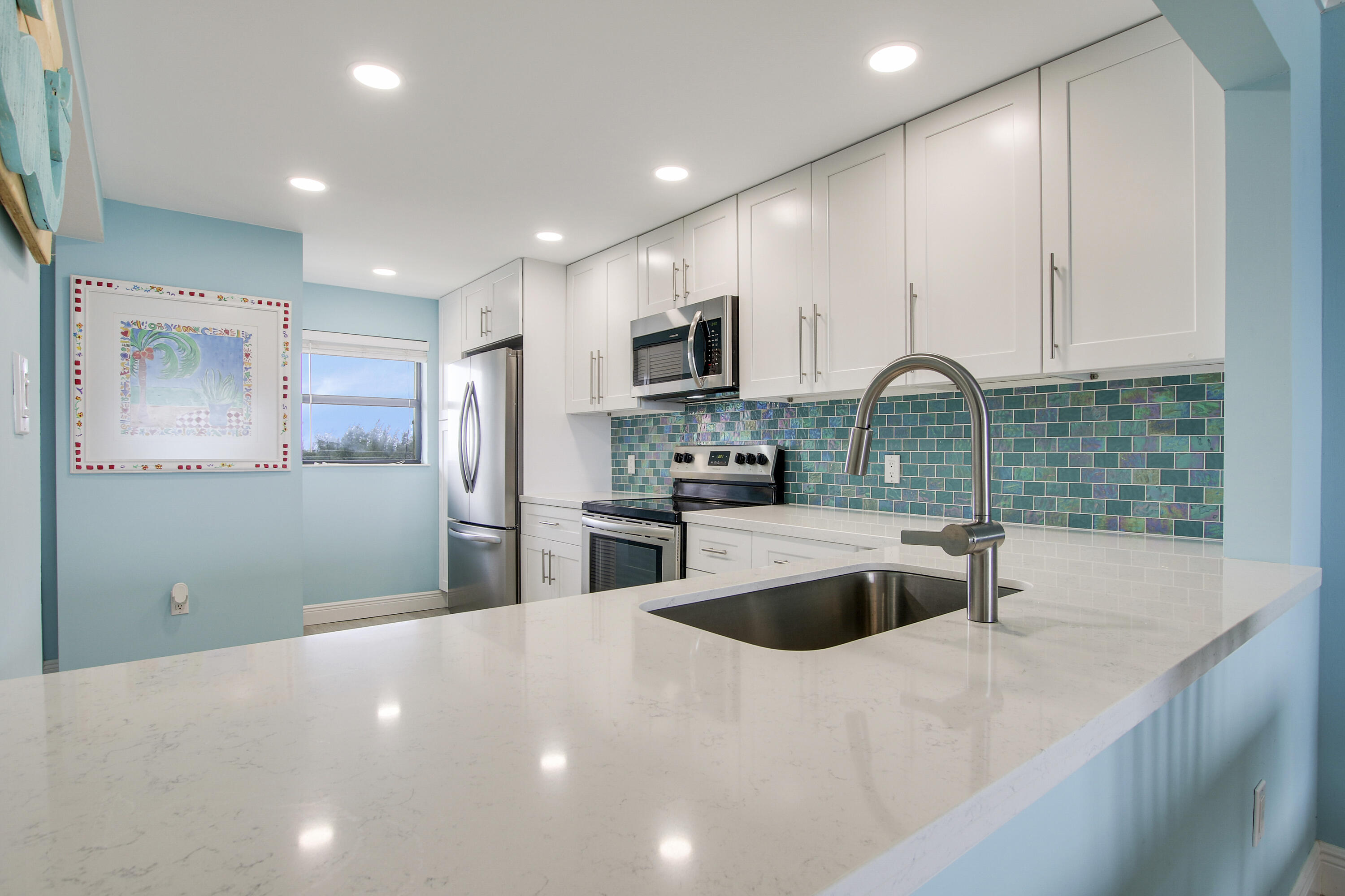 ATLANTIS III BY THE SEA, A CONDOMINIUM - Residential