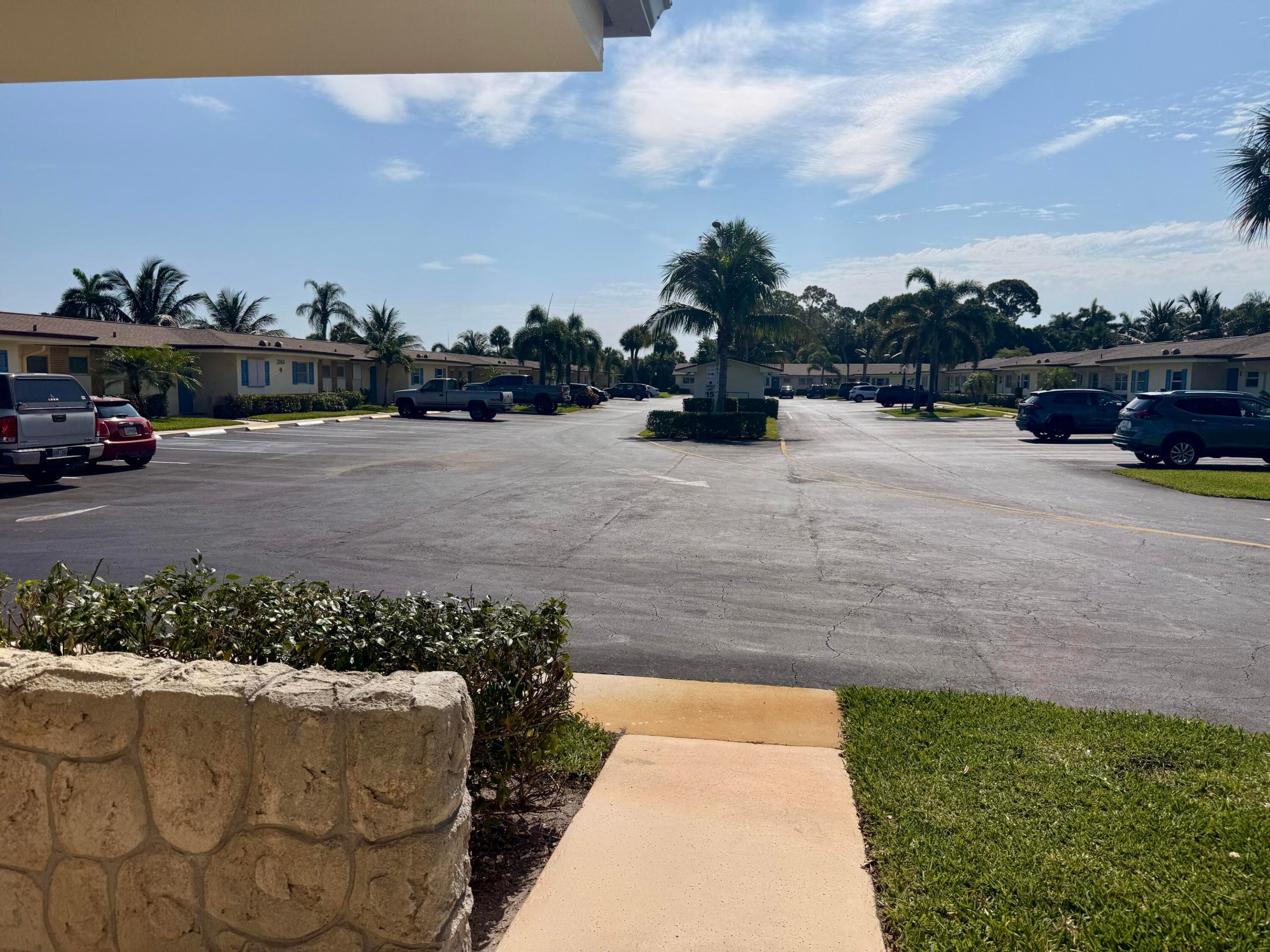 CRESTHAVEN VILLAS 14 CONDO - Residential Lease