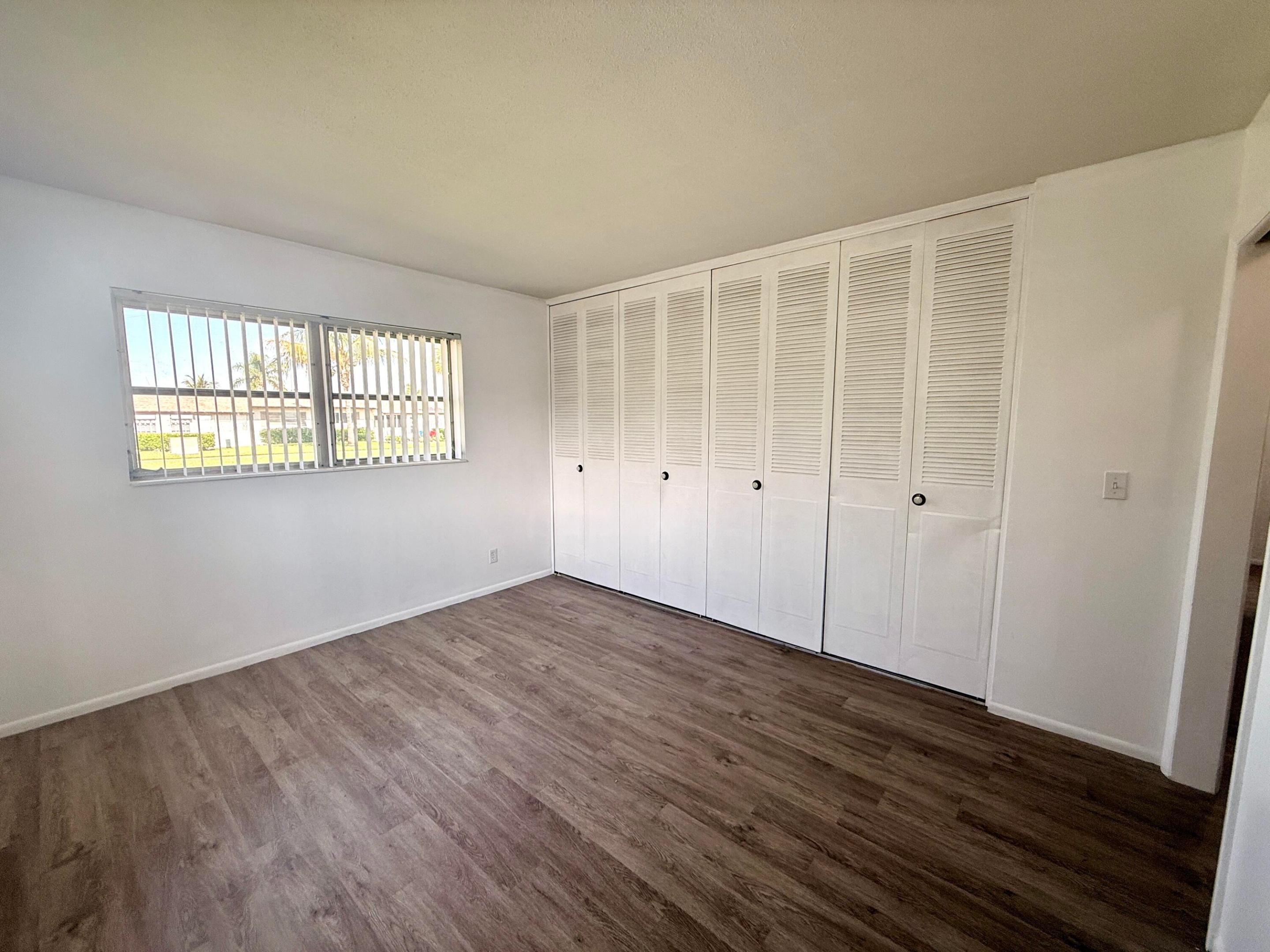 CRESTHAVEN VILLAS 14 CONDO - Residential Lease