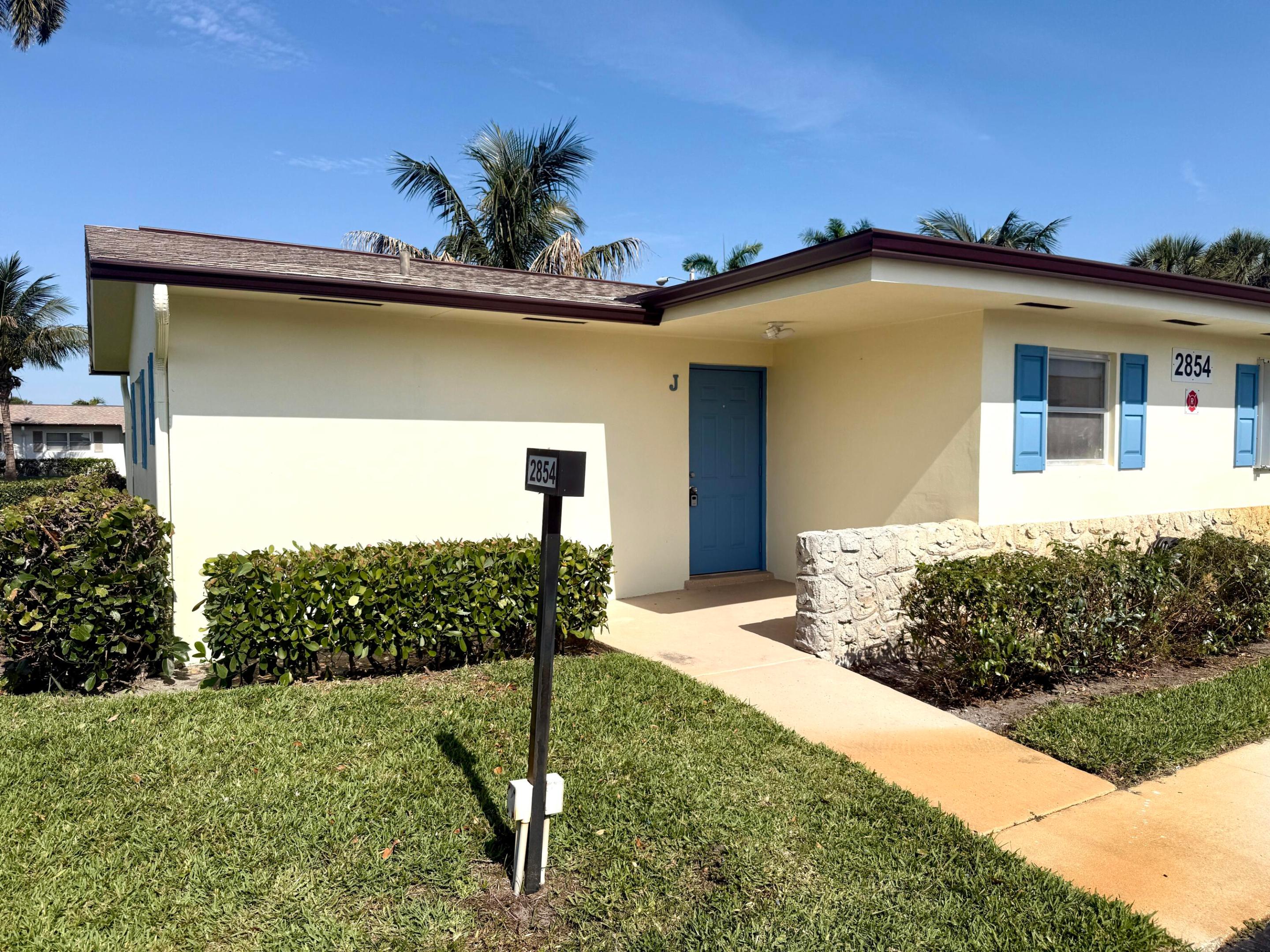 CRESTHAVEN VILLAS 14 CONDO - Residential Lease