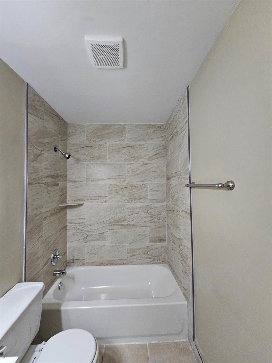 FOREST GLEN - Residential Lease