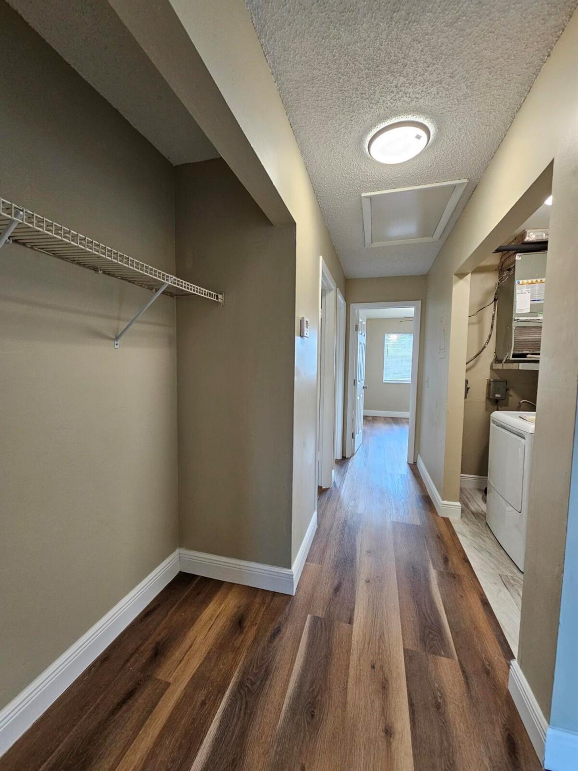 FOREST GLEN - Residential Lease