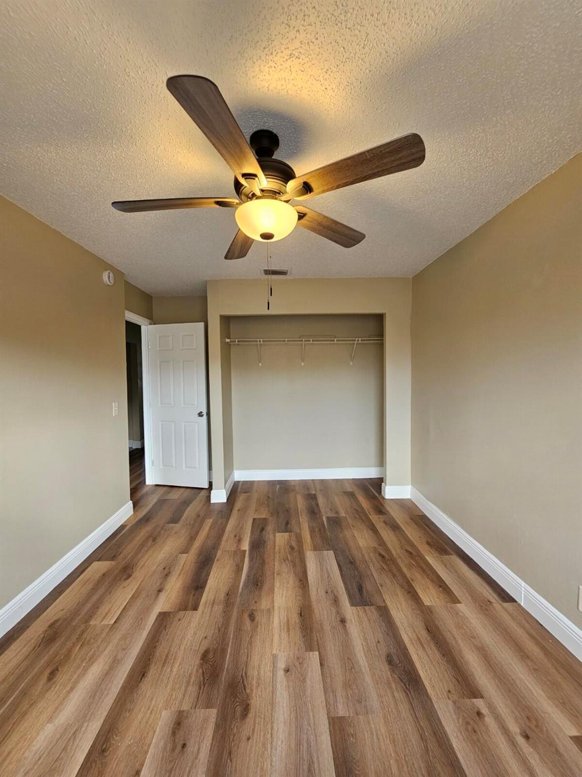 FOREST GLEN - Residential Lease