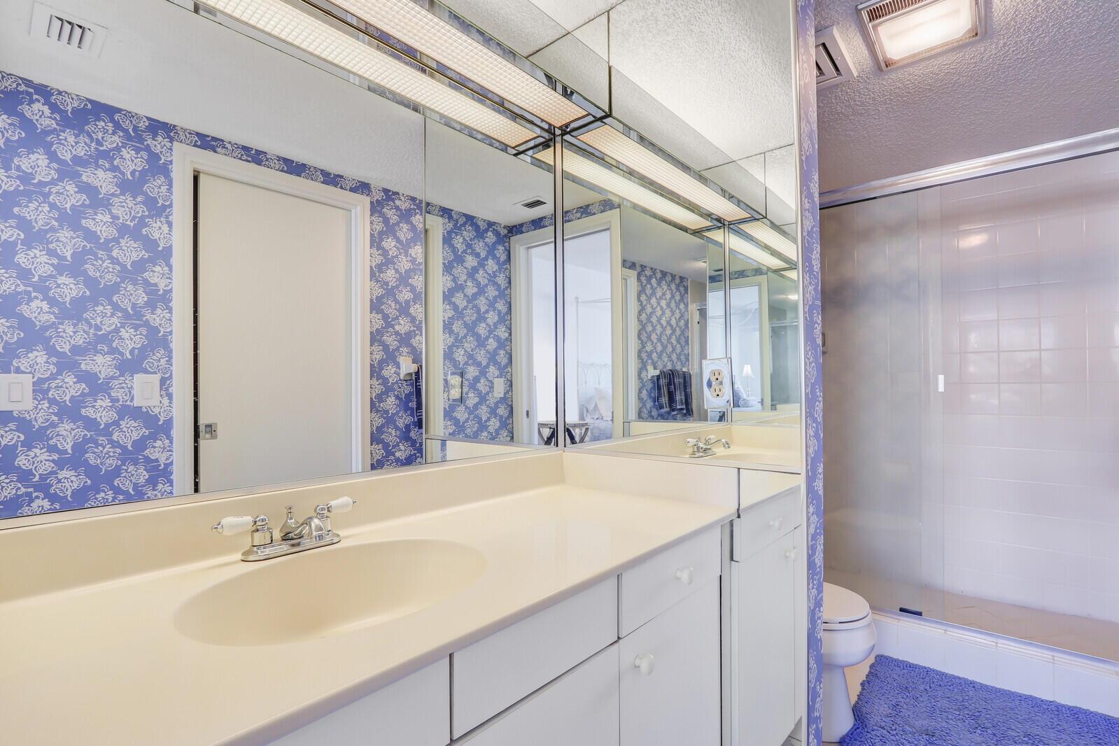 MARTINIQUE 2 CONDO - Residential Lease