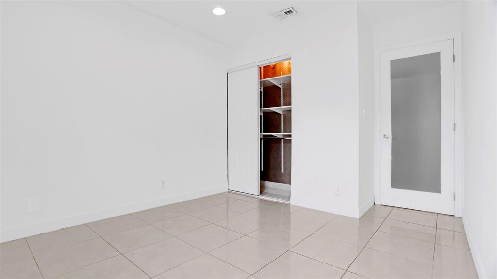 North Lauderdale Village - Residential Lease
