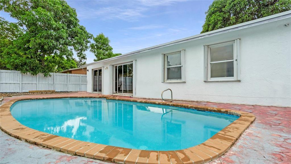 North Lauderdale Village - Residential Lease