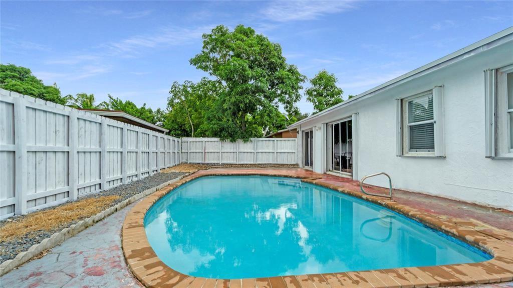 North Lauderdale Village - Residential Lease