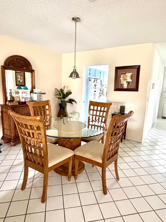 5730 E Fernley Drive 11