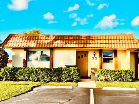 5730 E Fernley Drive 11 West Palm Beach FL 33415