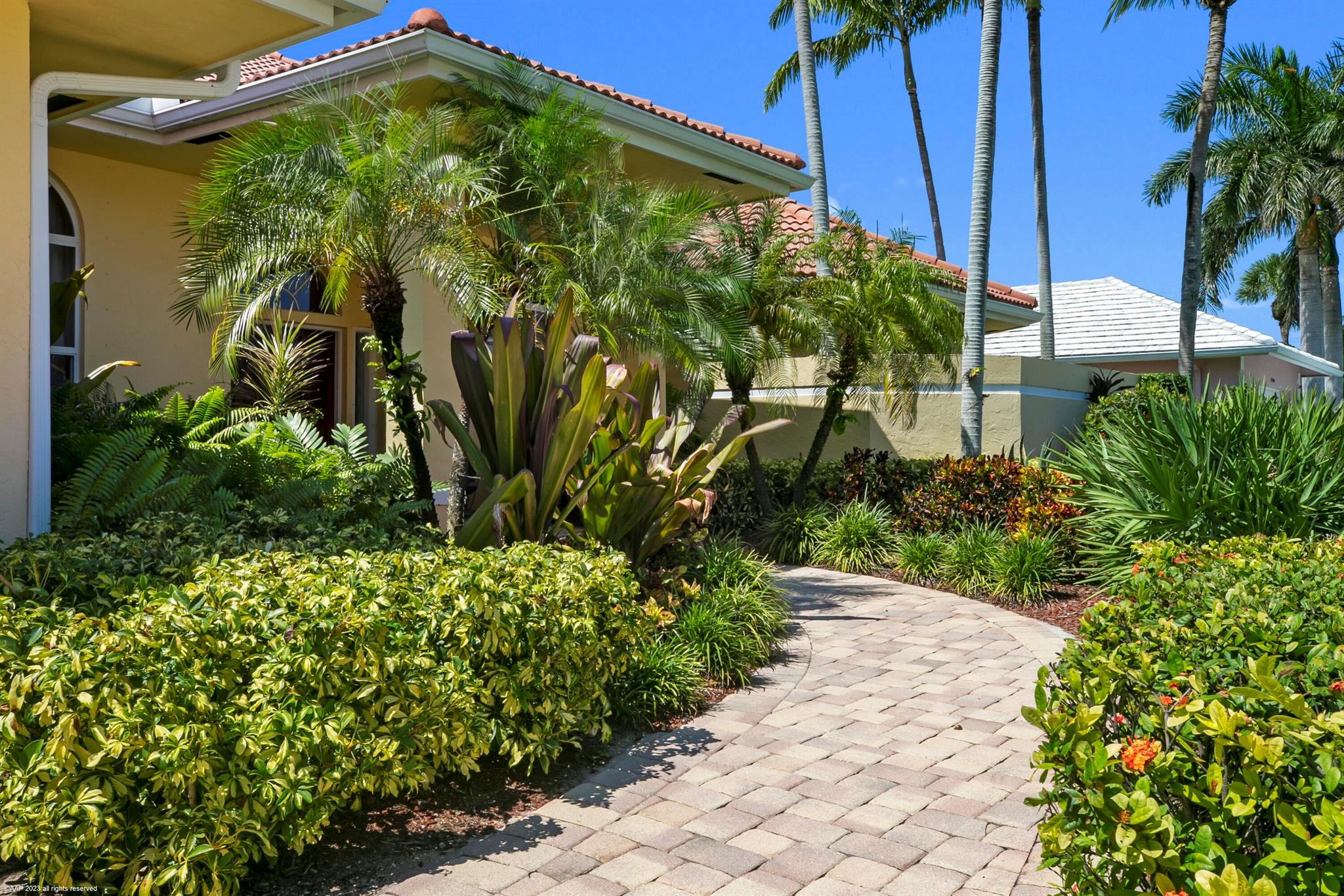 OLYMPUS - Residential