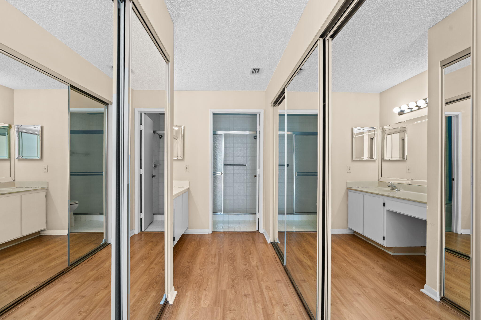 WHISPER WALK SEC C CONDO - Residential