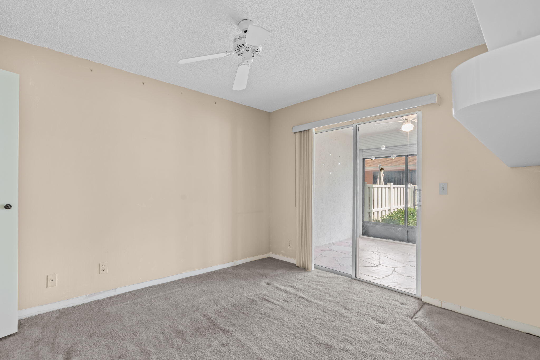 WHISPER WALK SEC C CONDO - Residential