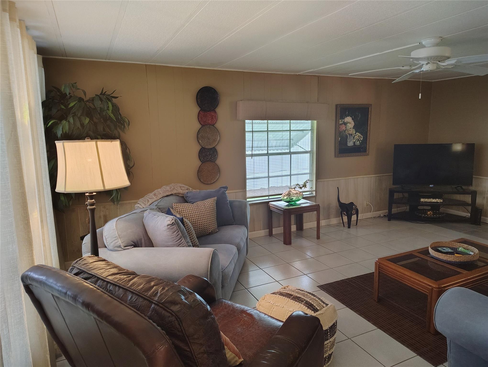 Spanish Lakes Golf Village - Residential Lease