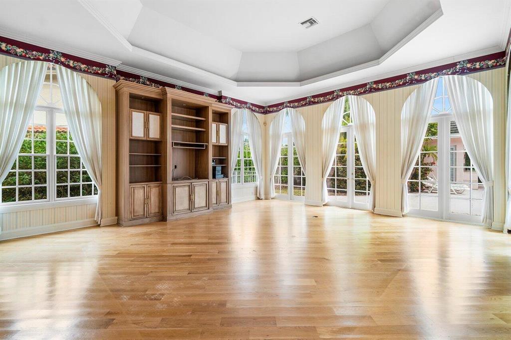 FRENCHMANS CREEK PAR B - Residential