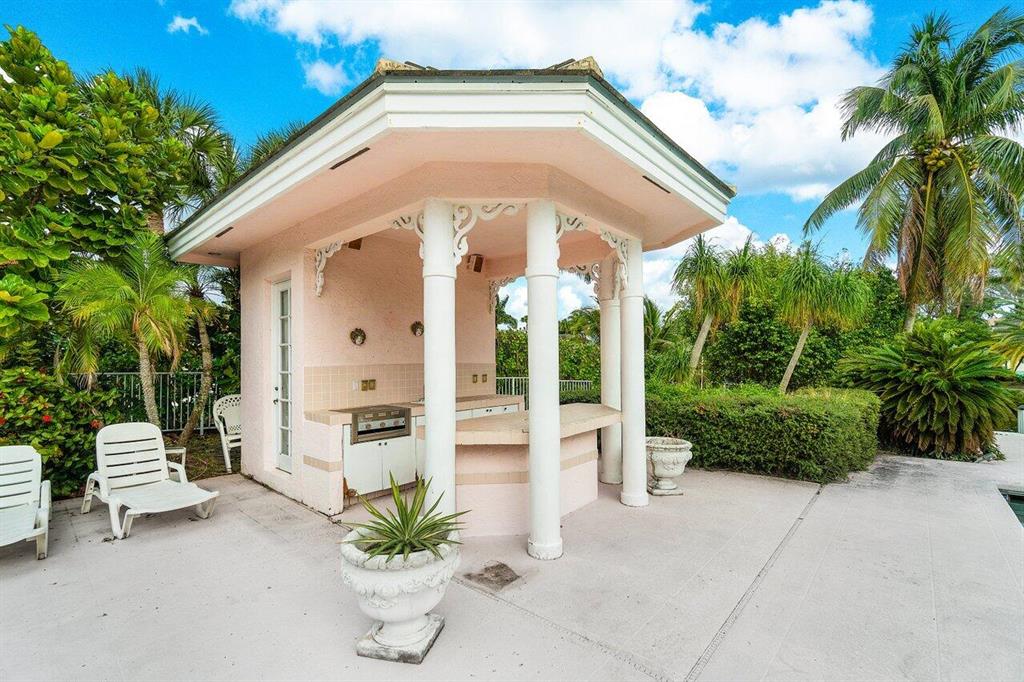 FRENCHMANS CREEK PAR B - Residential