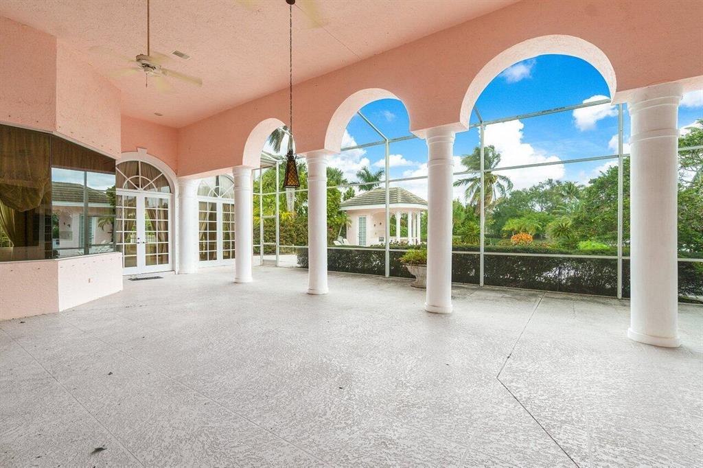 FRENCHMANS CREEK PAR B - Residential