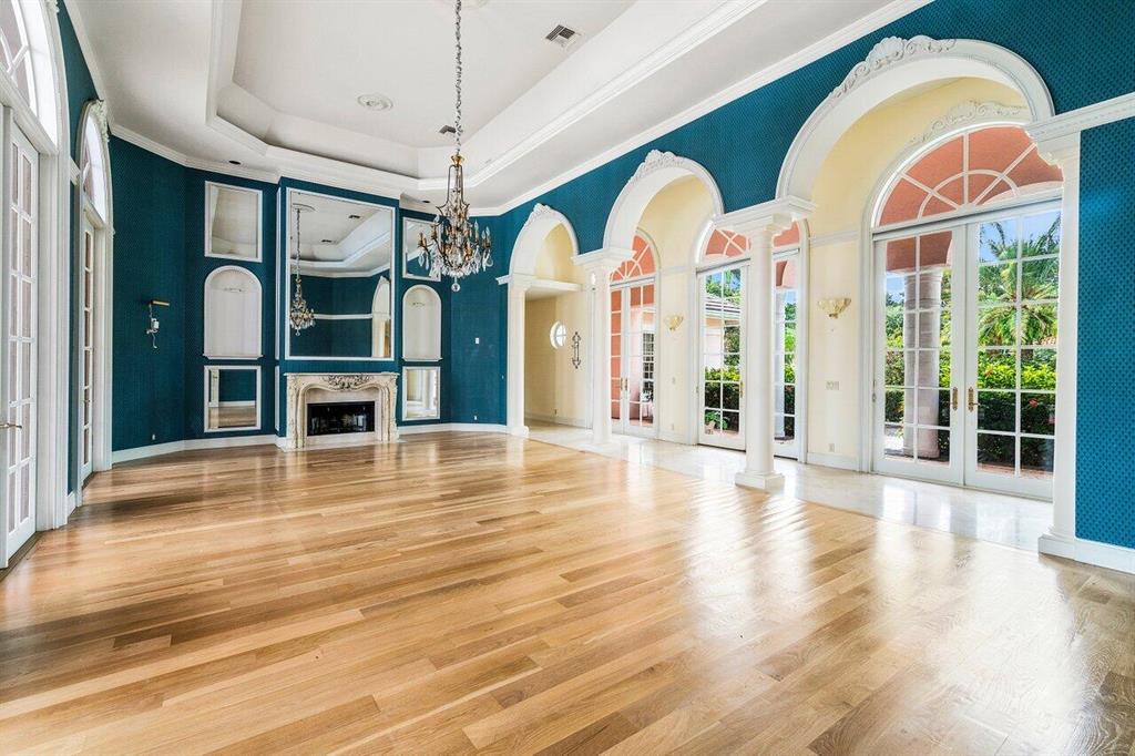 FRENCHMANS CREEK PAR B - Residential