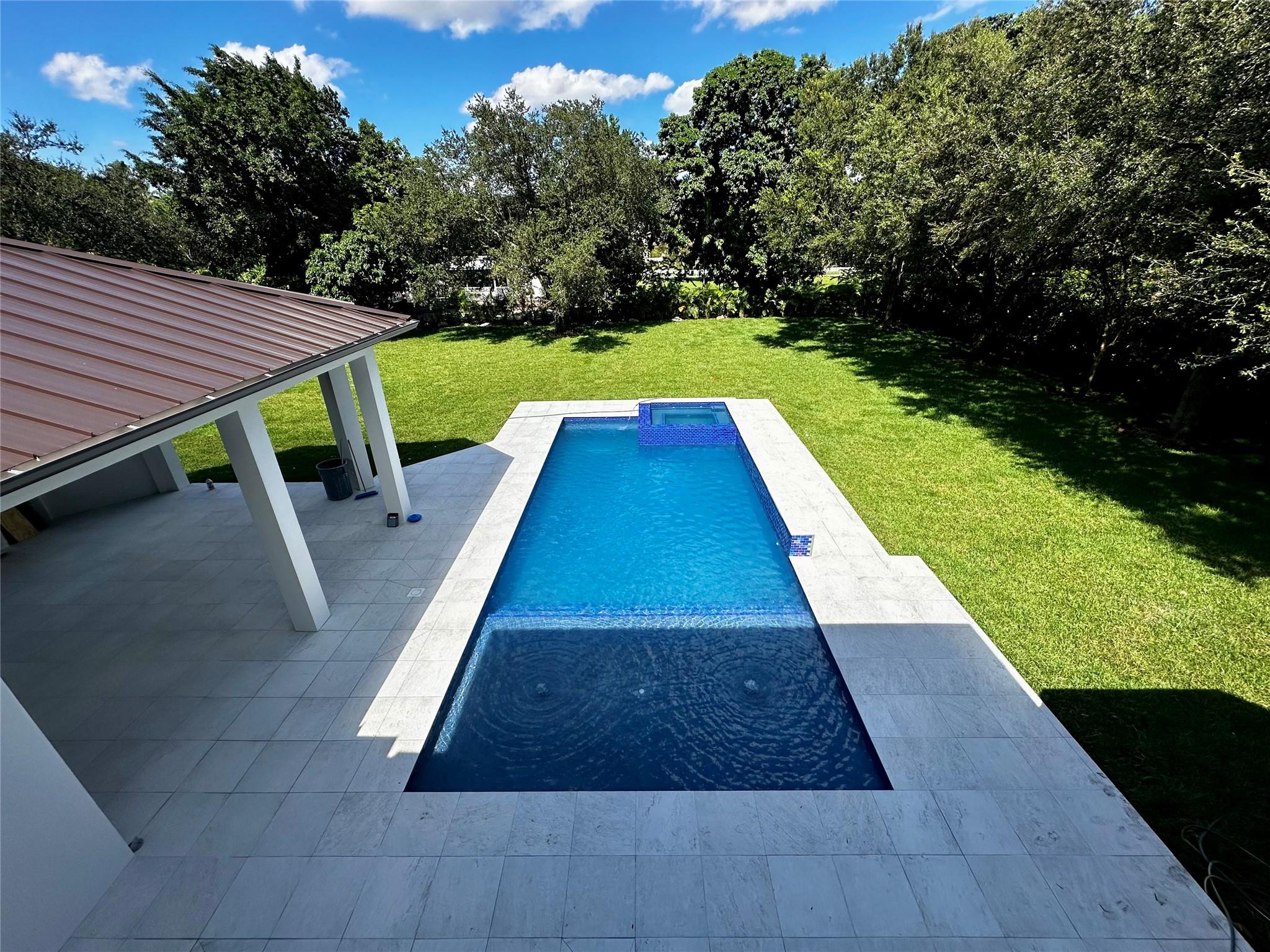 Jaczynski 95-32 B - Residential