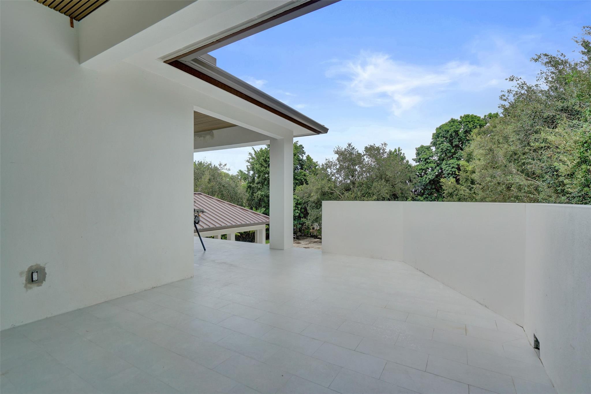 Jaczynski 95-32 B - Residential