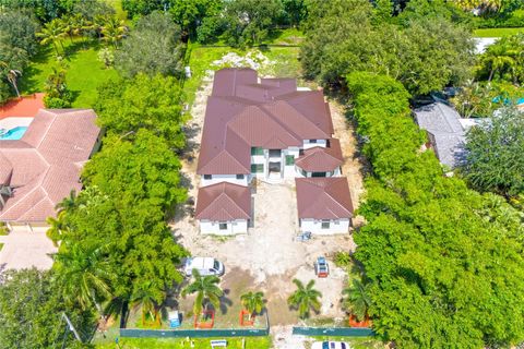 11951 SW 3rd St Plantation FL 33325