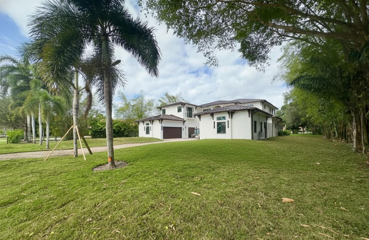 Jaczynski 95-32 B - Residential