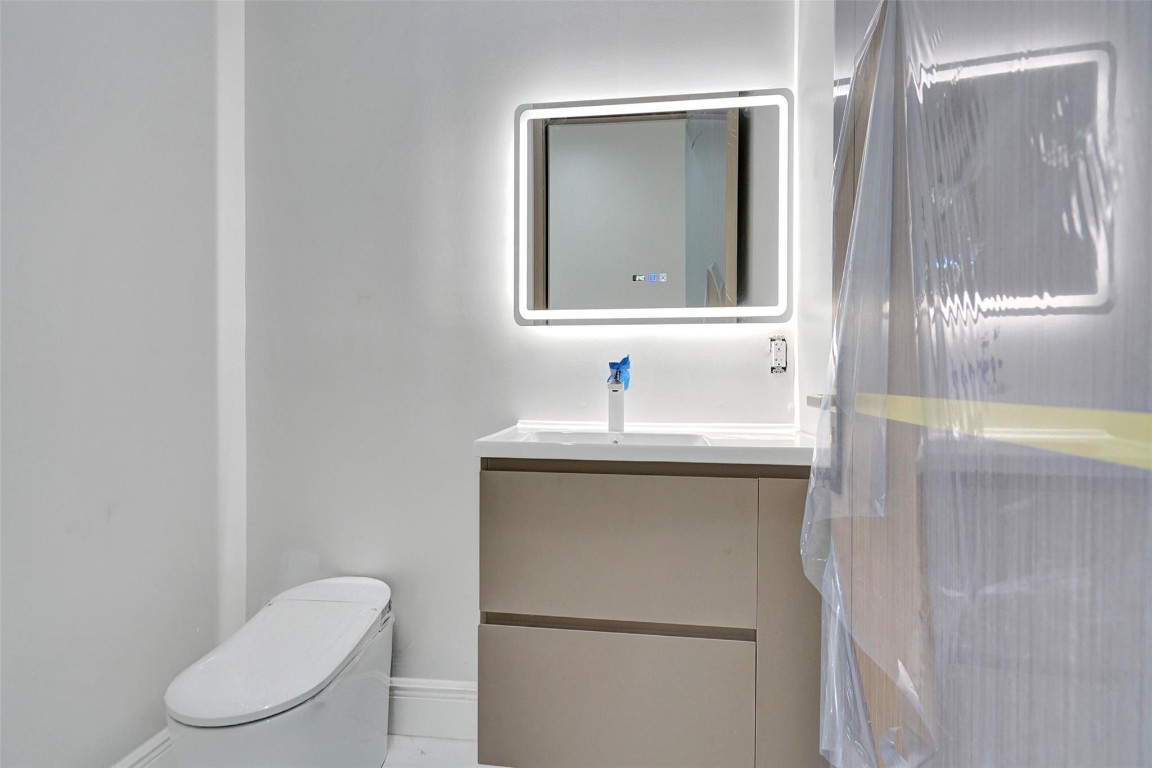 Jaczynski 95-32 B - Residential