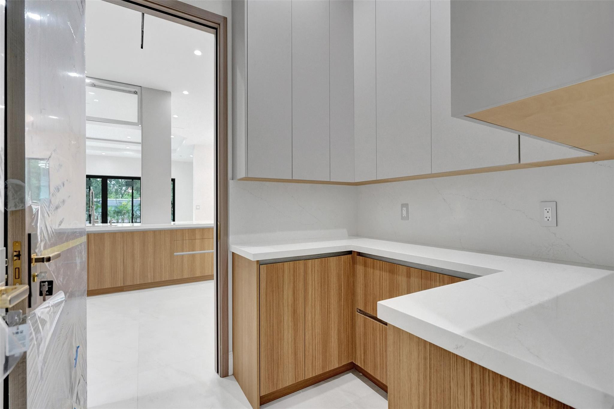 Jaczynski 95-32 B - Residential