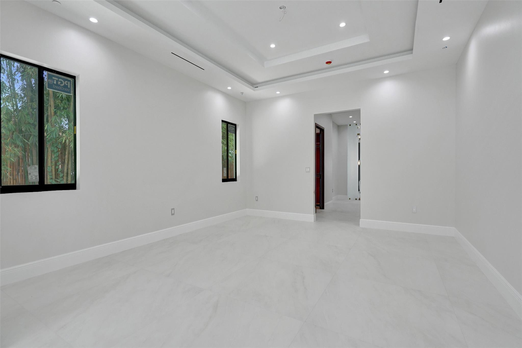 Jaczynski 95-32 B - Residential