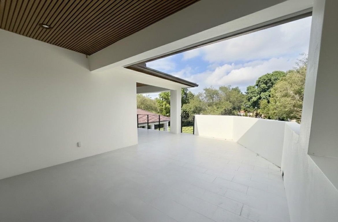 Jaczynski 95-32 B - Residential