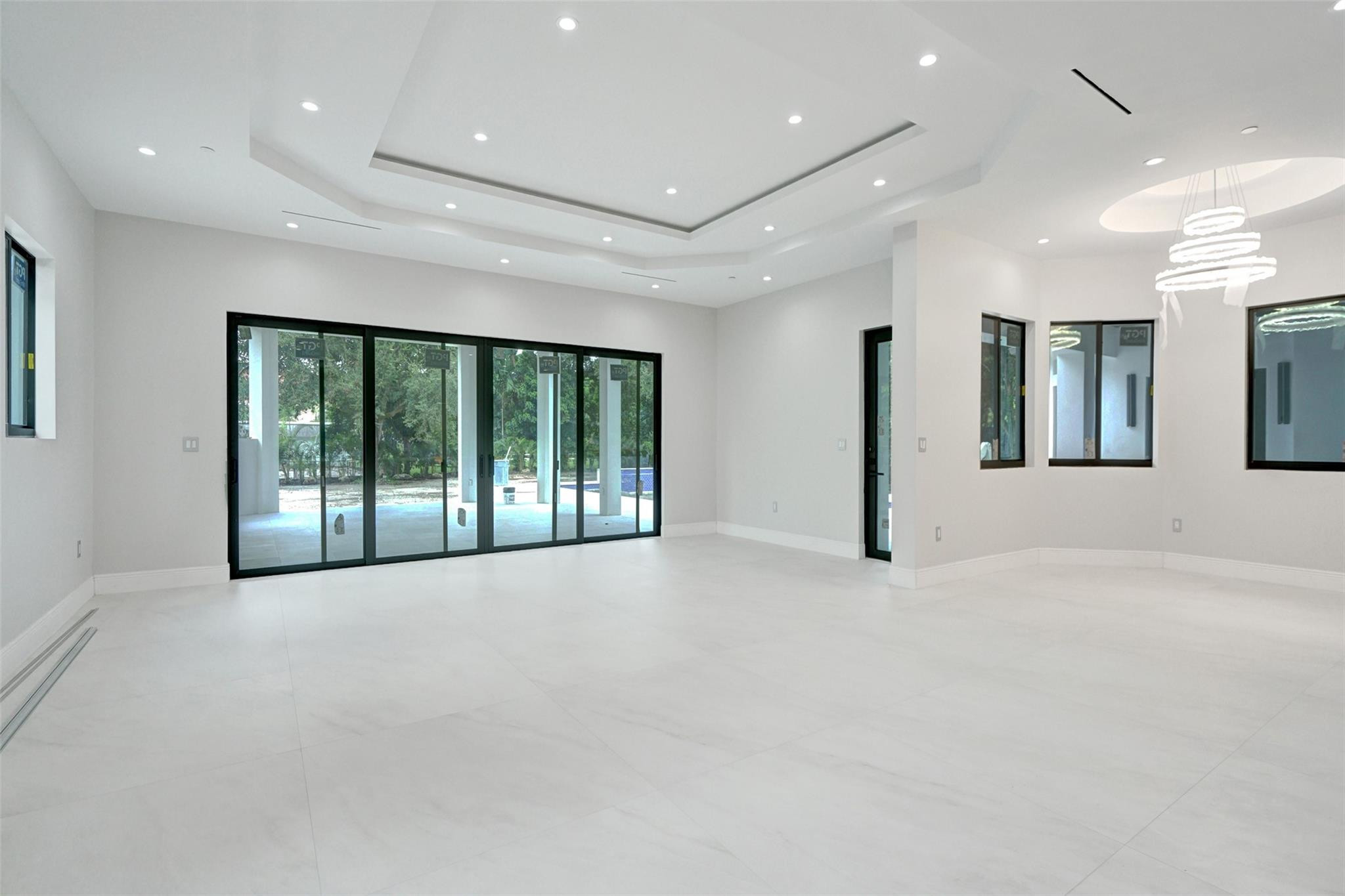 Jaczynski 95-32 B - Residential