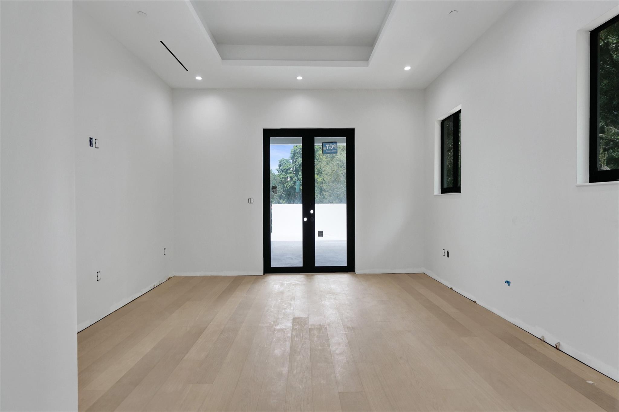 Jaczynski 95-32 B - Residential