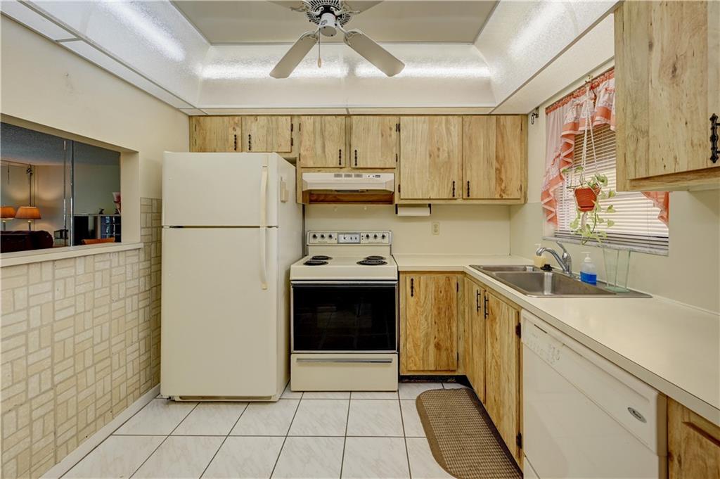 Royal Park Gardens - Residential