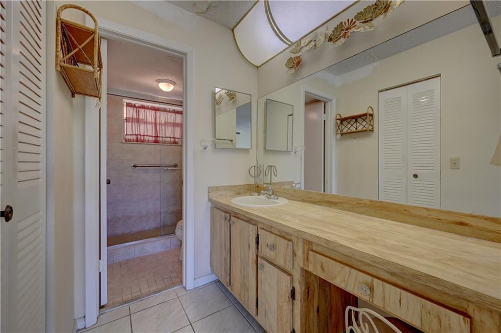 Royal Park Gardens - Residential