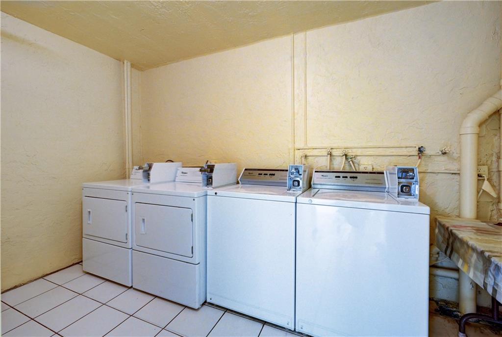 Royal Park Gardens - Residential