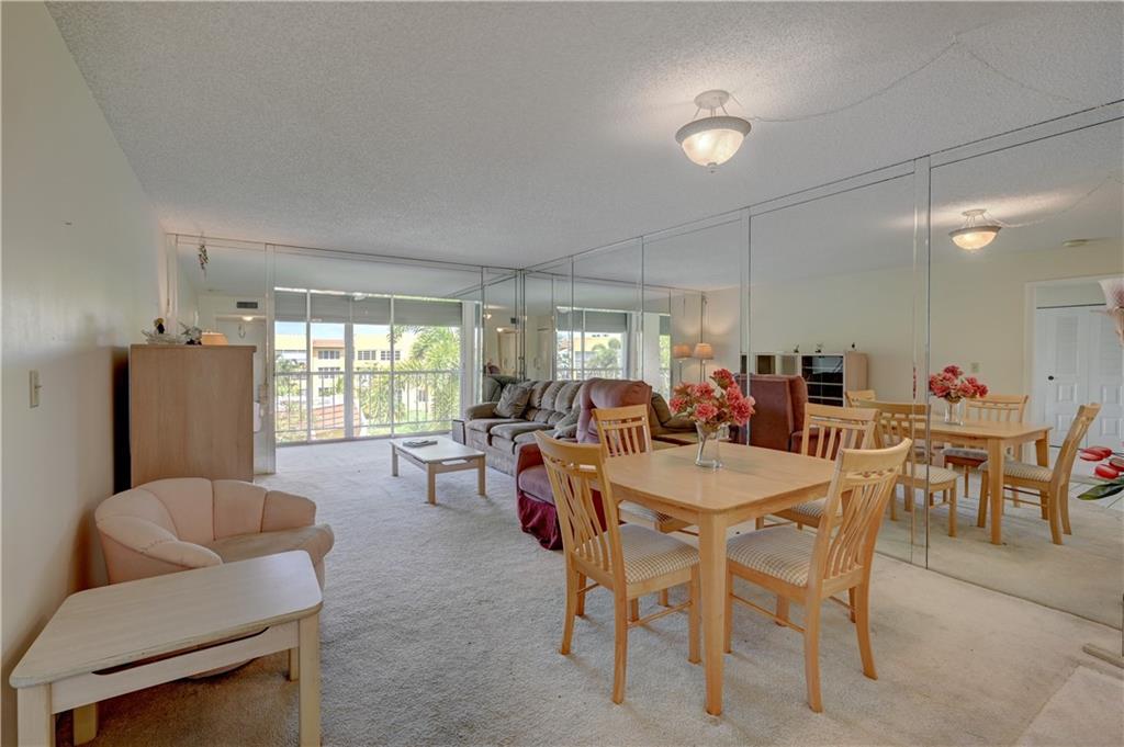 Royal Park Gardens - Residential